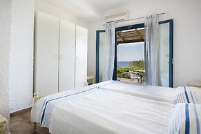 Metaxatos Apartments