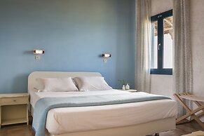 Metaxatos Apartments