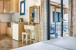 Metaxatos Apartments