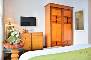 Richico Apartments And Hotel