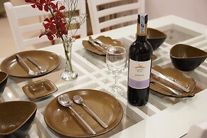 Richico Apartments And Hotel