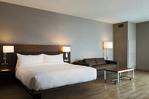 AC Hotel by Marriott Cincinnati at Liberty Center