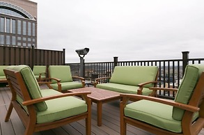 BridgeStreet at The Clark Building