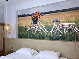 Fastrooms Bekasi Hotel