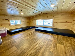 Ouray Riverside Resort - Inn & Cabins