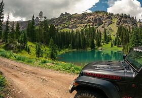 Ouray Riverside Resort - Inn & Cabins