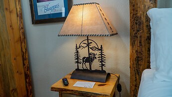 Ouray Riverside Resort - Inn & Cabins