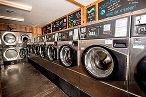 Ouray Riverside Resort - Inn & Cabins
