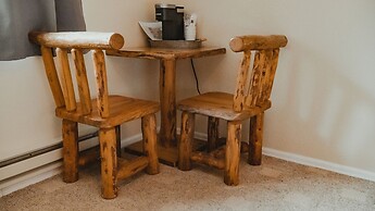 Ouray Riverside Resort - Inn & Cabins