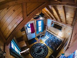 Ouray Riverside Resort - Inn & Cabins