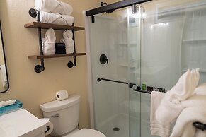 Ouray Riverside Resort - Inn & Cabins