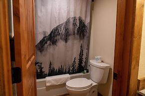 Ouray Riverside Resort - Inn & Cabins