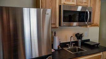 Ouray Riverside Resort - Inn & Cabins