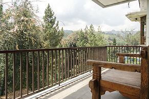 Hikari Hill View 7BR Villa with a Private Pool