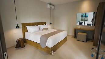 Hikari Hill View 7BR Villa with a Private Pool