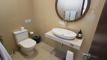 Hikari Hill View 7BR Villa with a Private Pool