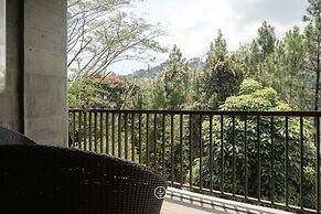 Hikari Hill View 7BR Villa with a Private Pool