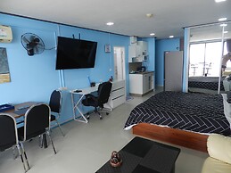 Alex Group Jomtien Plaza Condotel