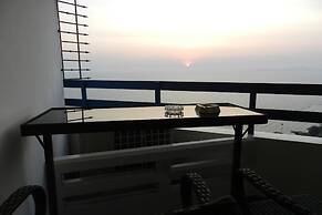 Alex Group Jomtien Plaza Condotel