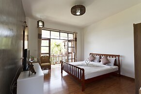 Gin's Maekhong View Resort & Spa