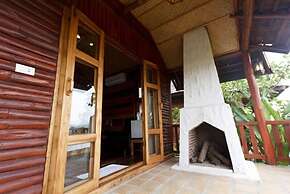 Gin's Maekhong View Resort & Spa