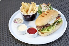 Centara Life Maris Resort Jomtien