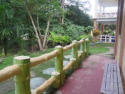 Alexis Cliff Dive Resort