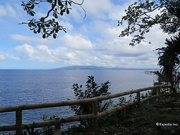 Alexis Cliff Dive Resort