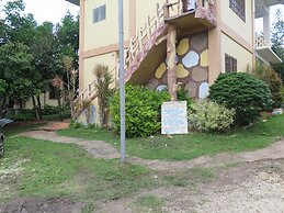 Alexis Cliff Dive Resort