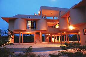 Deacra Villas By Sol Resorts