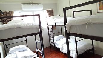 Bangkok Check Inn - Hostel