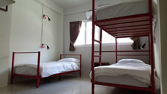 Bangkok Check Inn - Hostel
