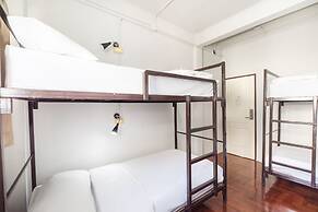 Bangkok Check Inn - Hostel