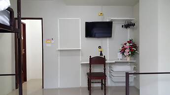 Bangkok Check Inn - Hostel