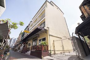 Bangkok Check Inn - Hostel
