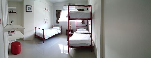 Bangkok Check Inn - Hostel