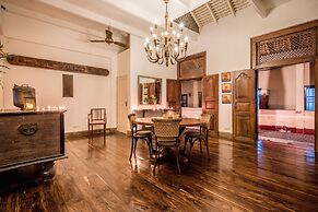 Small House Boutique Guest House