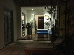 Small House Boutique Guest House