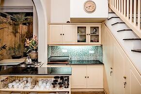 Small House Boutique Guest House