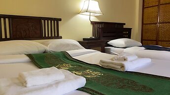 Golden Triangle Palace