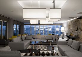 Simon Hotel
