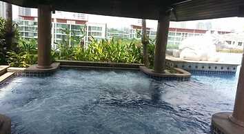 Baan Sathorn Riverfront