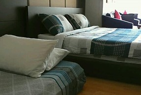 Baan Sathorn Riverfront