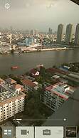Baan Sathorn Riverfront