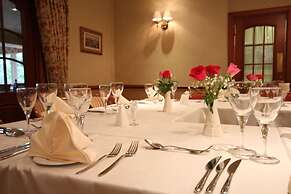 Strathburn Hotel Inverurie by Compass Hospitality