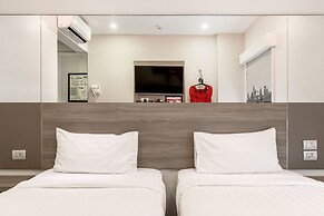 Red Planet Bangkok Surawong