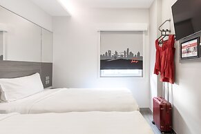 Red Planet Bangkok Surawong