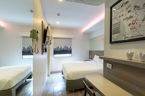 Red Planet Bangkok Surawong