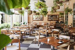 The Plymouth South Beach