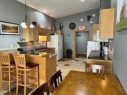 Iveys Motor Lodge Houlton